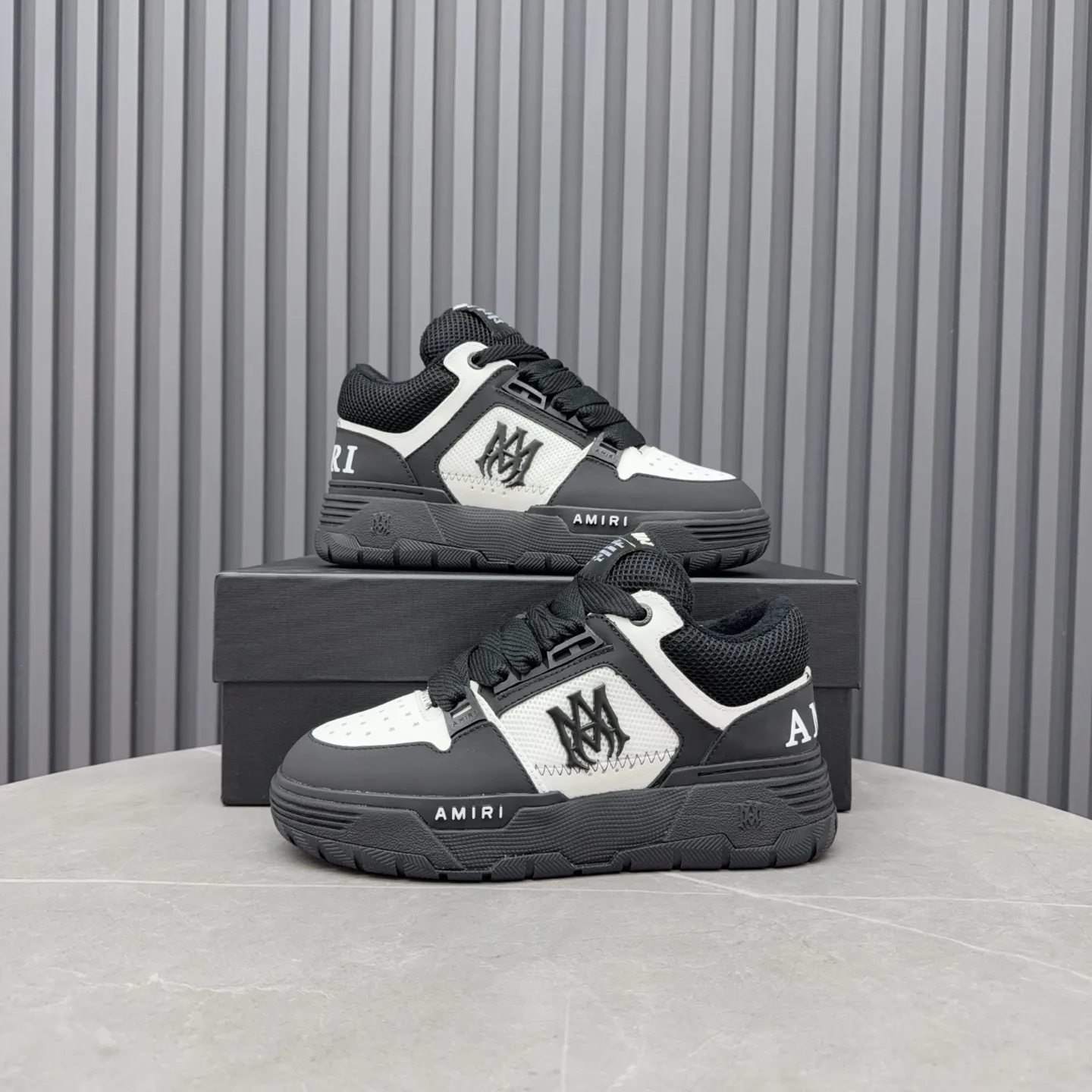Men's shoes 💰660💰 AMIRI AMIRI trendy brand hot sale 🔥 Available all year round, couples 💑 Official website synchronization Imported fabrics 1⃣️ vs 1⃣️ replica, original factory special original sole, 35-45 (45. non-refundable)